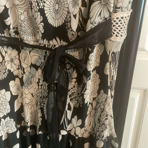 Vintage Jonathan Martin multi patterned dress with crochet bust details. - Picture 6 of 9